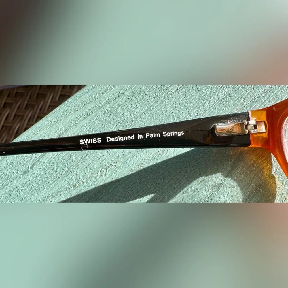 SWISS SWW-14-07 Designed in Palm Springs Red/Orange 52-17-140 Cat Eye Shape
